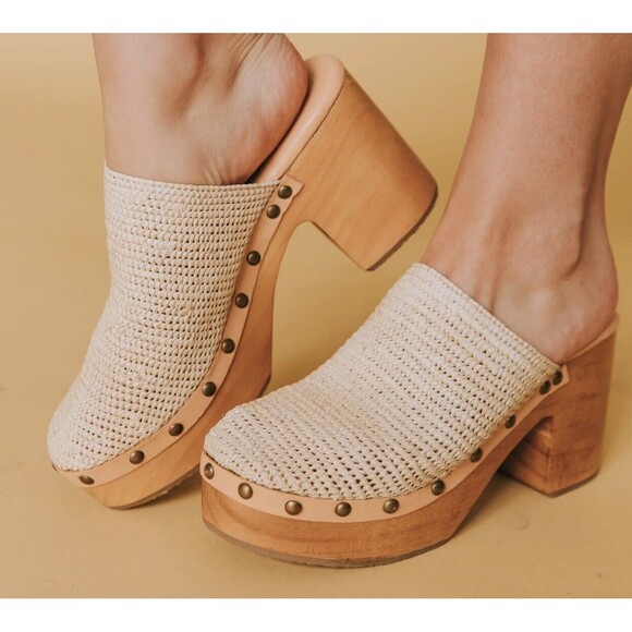 Free People Women Claudia Crochet PlatformStudded Clog Shoe Wood Tan Sz 40/10